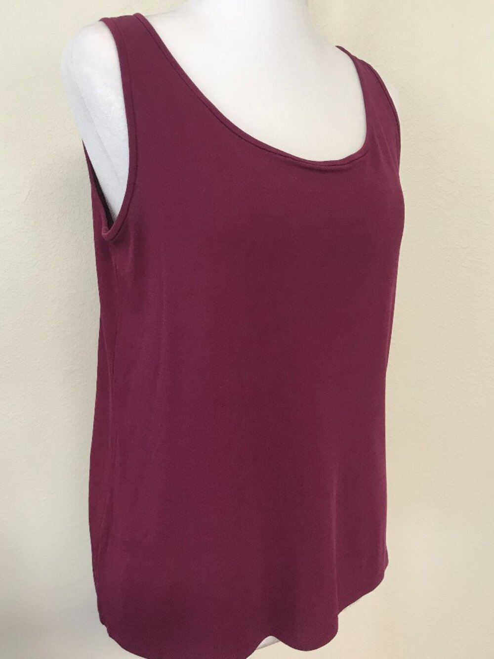 Eileen Fisher 100% Silk Tank Top M Burgundy Plum Sleeveless